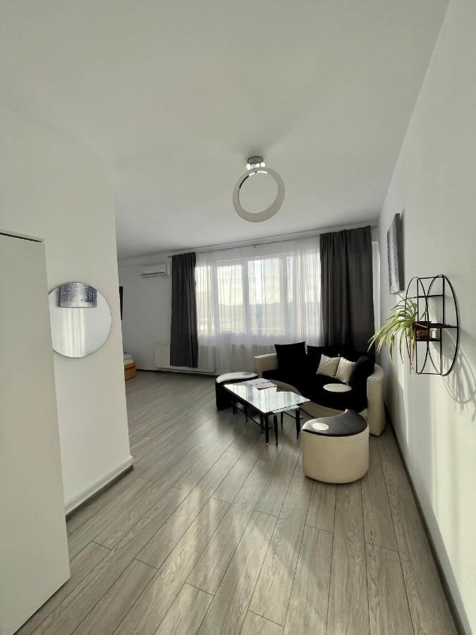 Luanaapartments #36 Otopeni Eksteriør billede