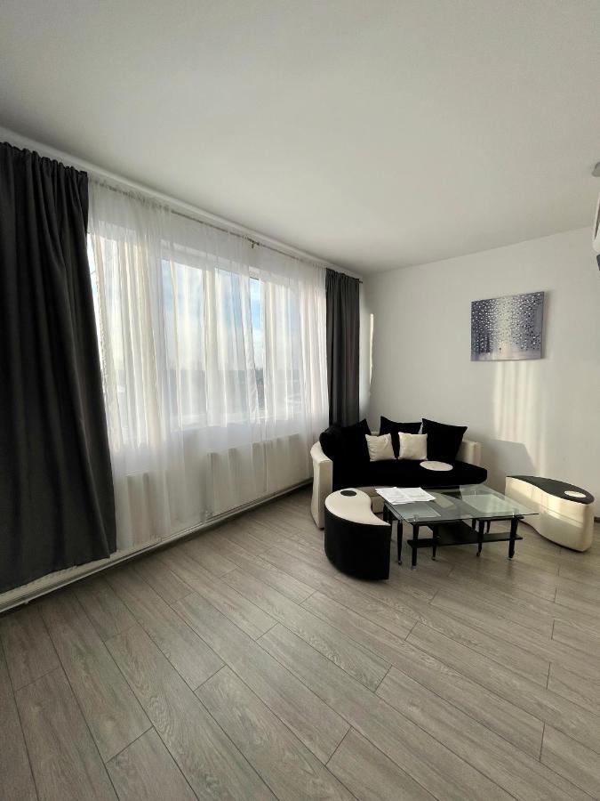 Luanaapartments #36 Otopeni Eksteriør billede